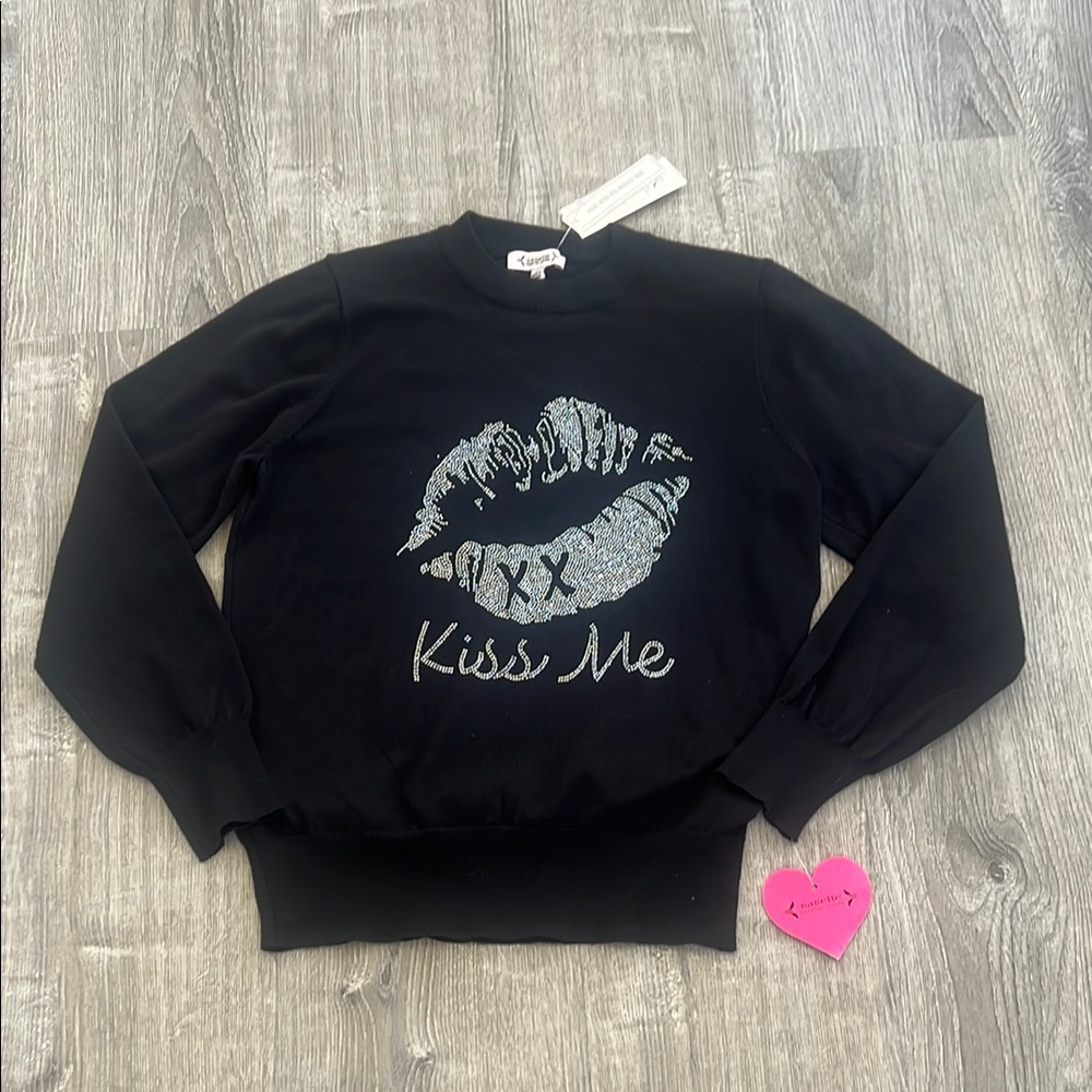NANETTE LEPORE LIP SWEATER 💋